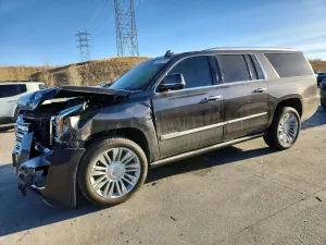 Cadillac Escalade ESV PLATINUM 6.2L 8 2016