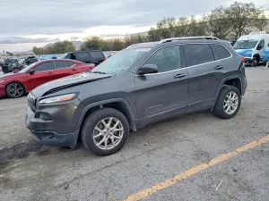 Jeep Cherokee LATITUDE 3.2L 6 2017
