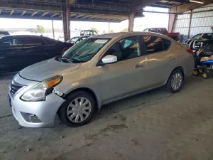 Nissan Versa S 1.6L 4 2016