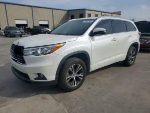 Toyota Highlander XLE 3.5L 6 2016