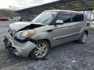 Kia Soul + 2.0L 4 2013