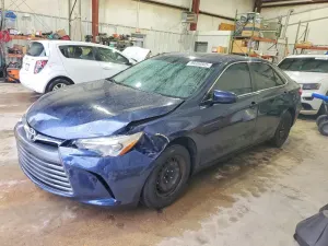 Toyota Camry LE 2.5L 4 2015