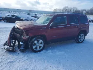 Jeep Patriot LATITUDE 2.0L 4 2013