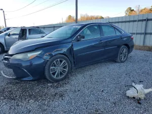 Toyota Camry LE 2.5L 4 2015