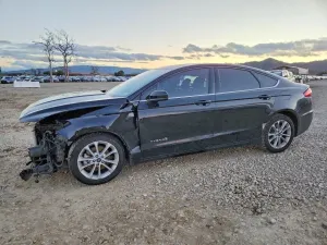 Ford Fusion SE 2.0L 4 2019