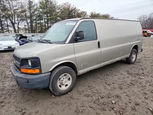 Chevrolet Express 6.0L 8 2003