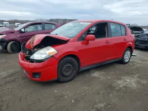 Nissan Versa S 1.8L 4 2010