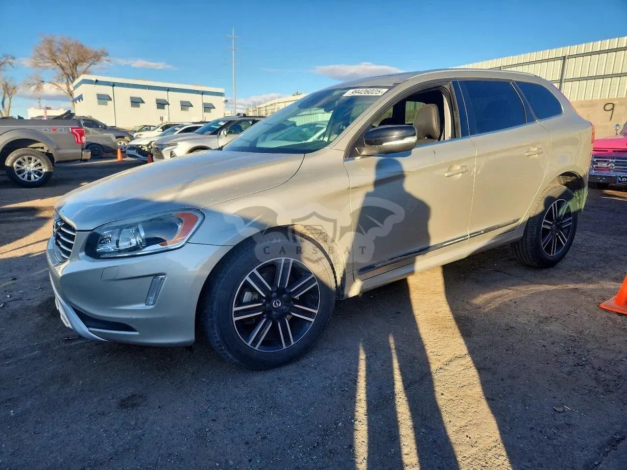 Volvo XC60 T5 DYNAMIC 2.0L 4 2017