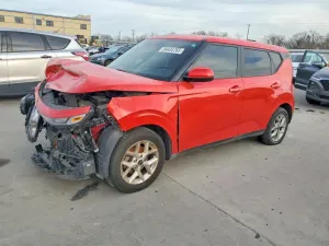 Kia Soul LX 2.0L 4 2021