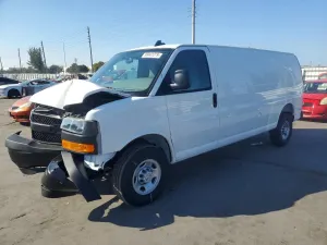 Chevrolet Express 4.3L 6 2025