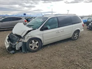 Dodge Grand Caravan (Caravan) SXT 3.8L 6 2005