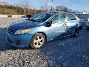 Toyota Corolla BASE 1.8L 4 2013