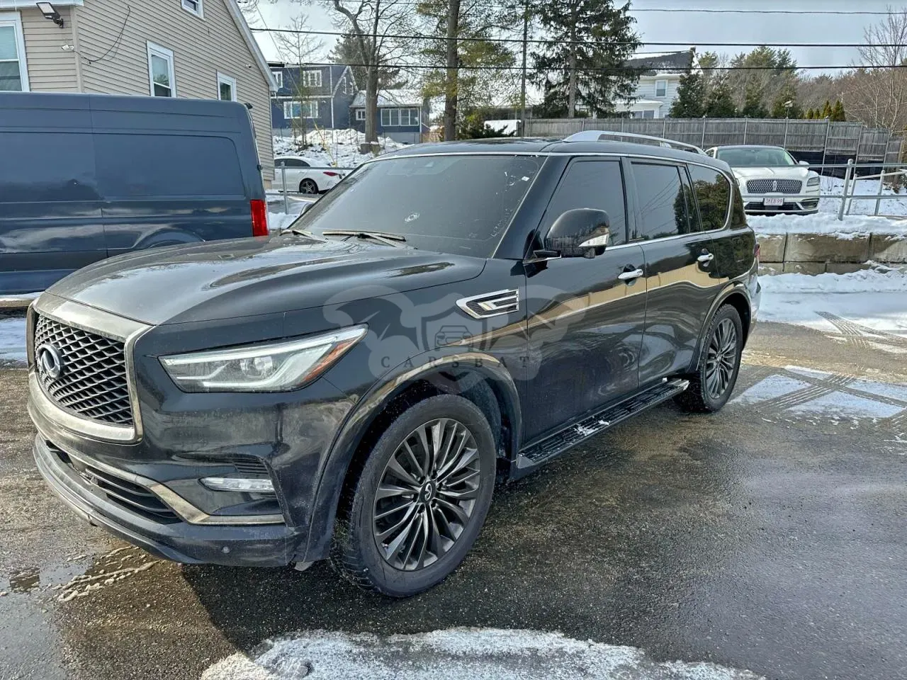 Infiniti QX80 LUXE 5.6L 8 2023
