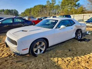 Dodge Challenger SXT 3.6L 6 2022