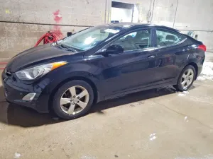 Hyundai Elantra GLS 1.8L 4 2013