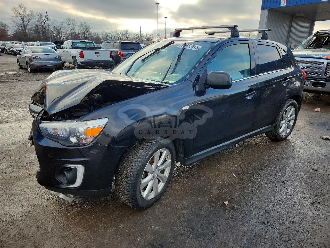 Mitsubishi Outlander SE 2.0L 4 2015