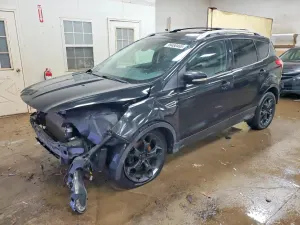 Ford Escape TITANIUM 2.0L 4 2013