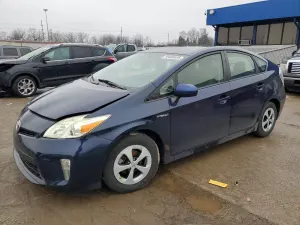 Toyota Prius 1.8L 4 2015