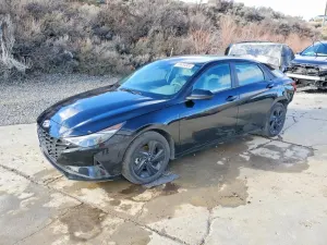 Hyundai Elantra SEL 2.0L 4 2023