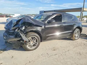 Porsche Macan 2.0L 4 2021