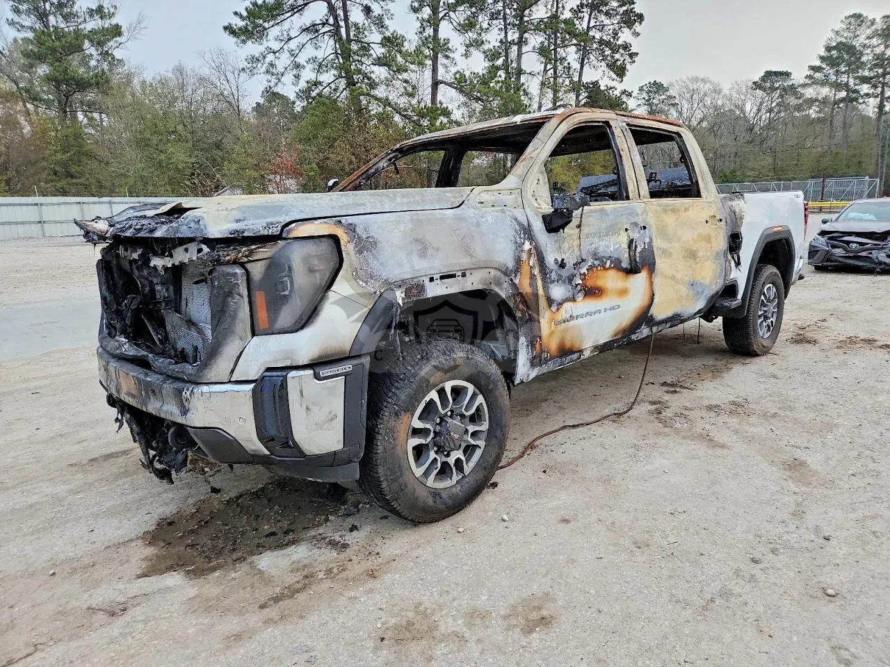 GMC Sierra 6.6L 8 2025