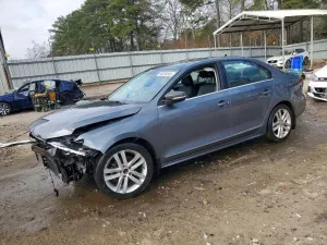 Volkswagen Jetta SEL 1.8L 4 2017