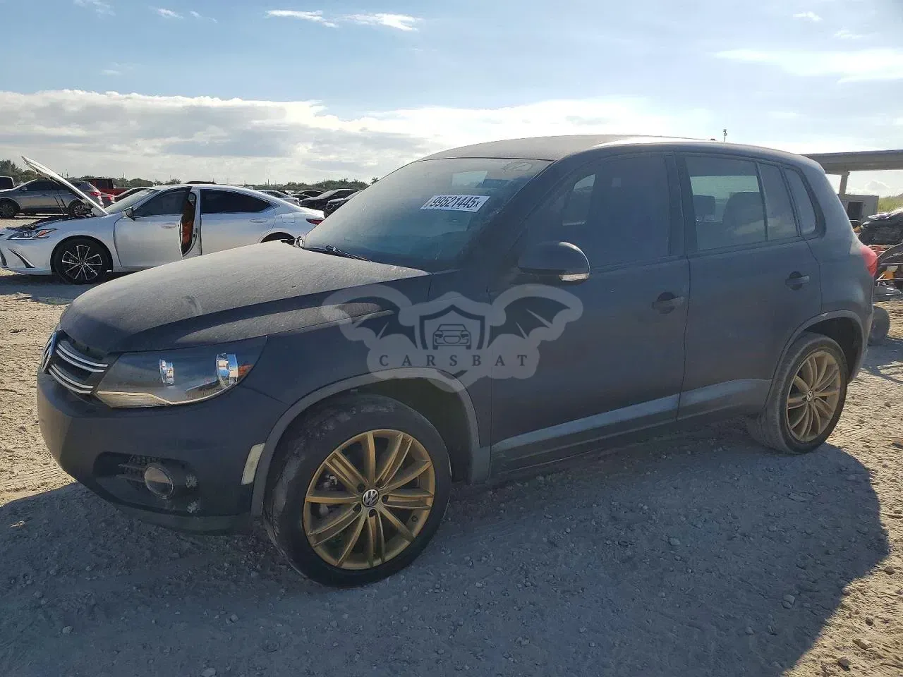 Volkswagen Tiguan S 2.0L 4 2014