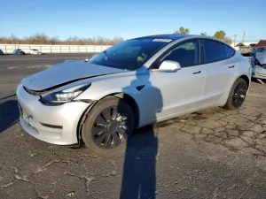 Tesla Model 3 2018