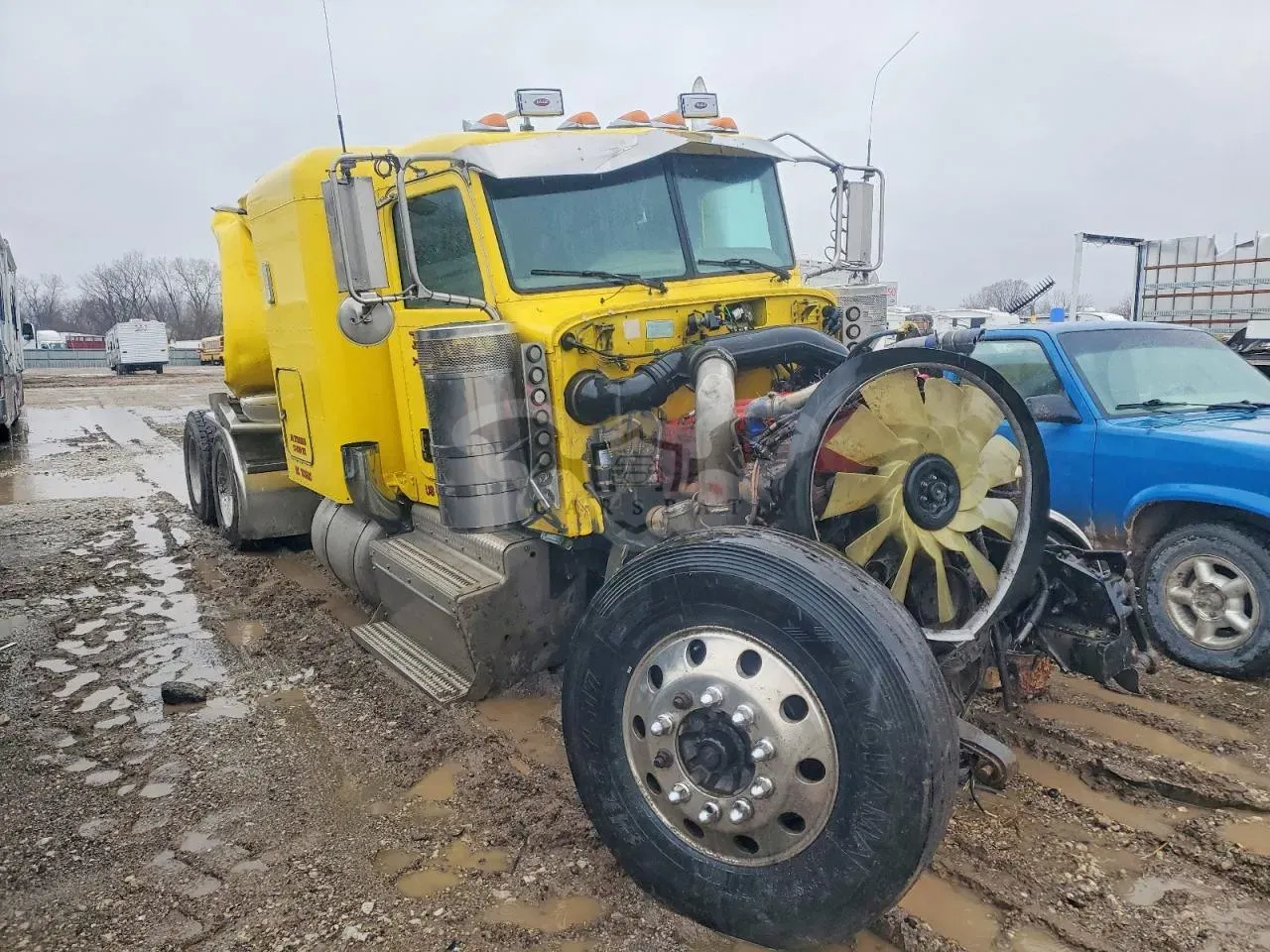 Peterbilt 389/520 15.0L 6 2012
