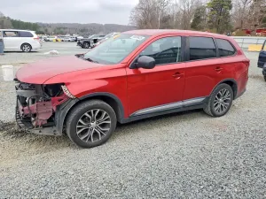 Mitsubishi Outlander ES 2.4L 4 2018