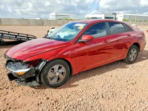 Hyundai Elantra SE 2.0L 4 2025