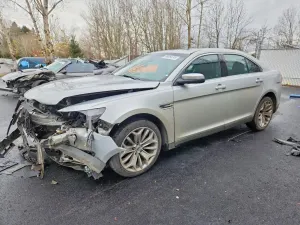 Ford Taurus LIMITED 3.5L 6 2015