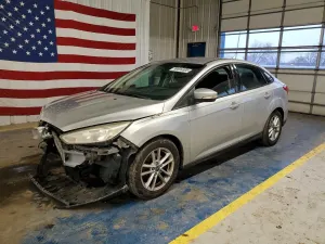 Ford Focus SE 2.0L 4 2016