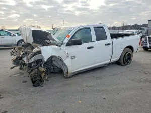 RAM 1500 ST 5.7L 8 2017