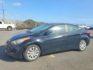 Hyundai Elantra GLS 1.8L 4 2013