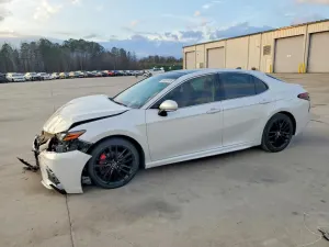 Toyota Camry XSE 2.5L 4 2022