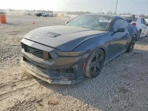 Ford Mustang DARK HORSE 5.0L 8 2024