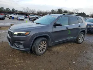 Jeep Cherokee LATITUDE PLUS 2.4L 4 2019