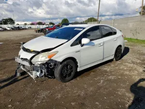 Toyota Prius 1.8L 4 2013