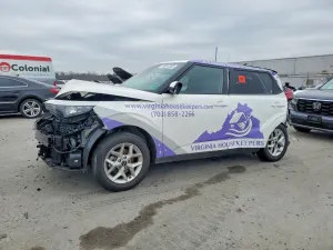 Kia Soul LX 2.0L 4 2025