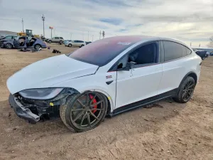 Tesla Model X 2023