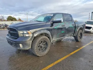RAM 1500 SLT 5.7L 8 2018