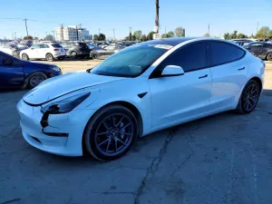 Tesla Model 3 2022