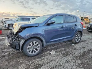 Kia Sportage LX 2.4L 4 2015