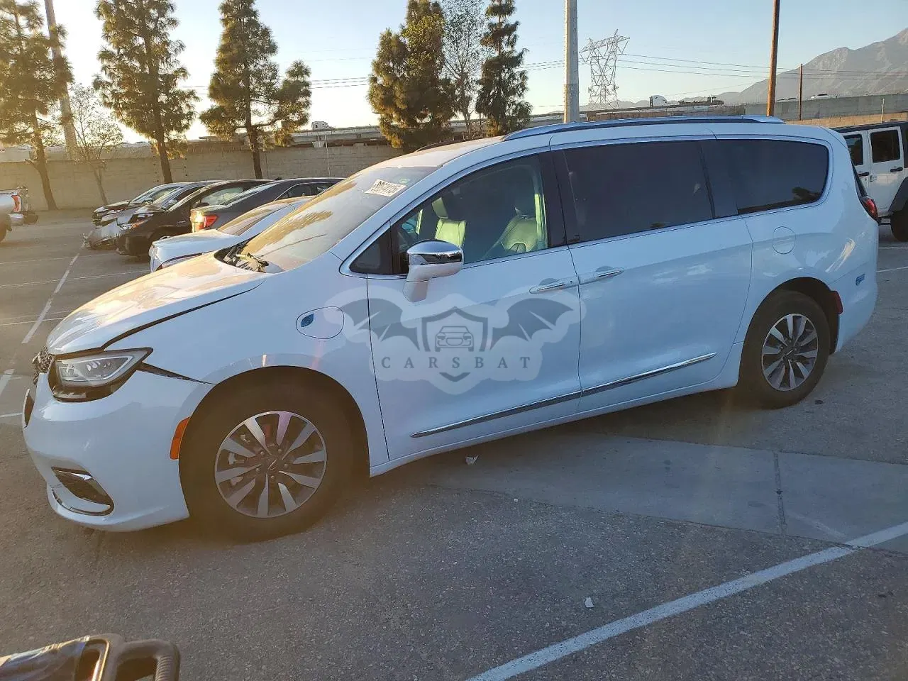 Chrysler Pacifica HYBRID LIMITED 3.6L 6 2021