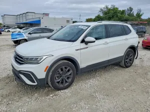 Volkswagen Tiguan SE 2.0L 4 2022