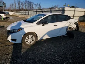 Nissan Versa S 1.6L 4 2025