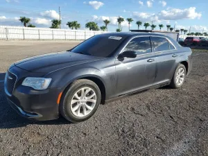 Chrysler 300 LIMITED 3.6L 6 2016