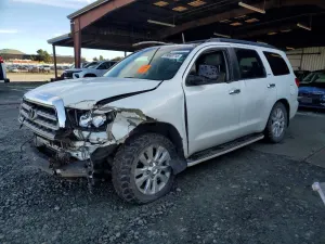 Toyota Sequoia PLATINUM 5.7L 8 2011