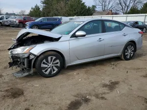 Nissan Altima S 2.5L 4 2020